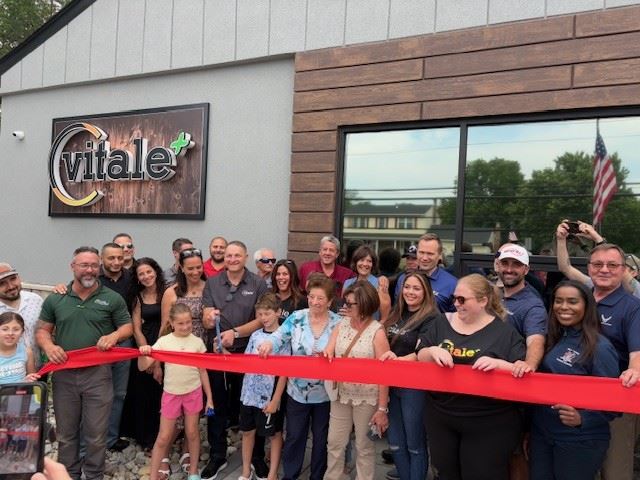 Mayor Martin and Vitale Inspections Owner Grand Opening Photo